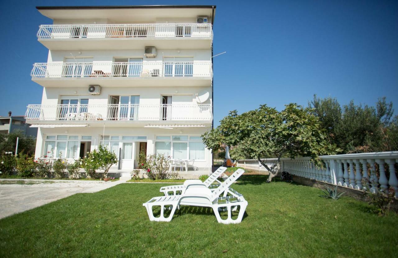 Beach Studio Apartment Tina Kaštela Exteriér fotografie
